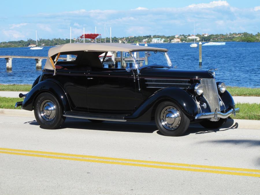  Ford 2-Door Custom Phaeton 1936 года  (фото 1 из 13)